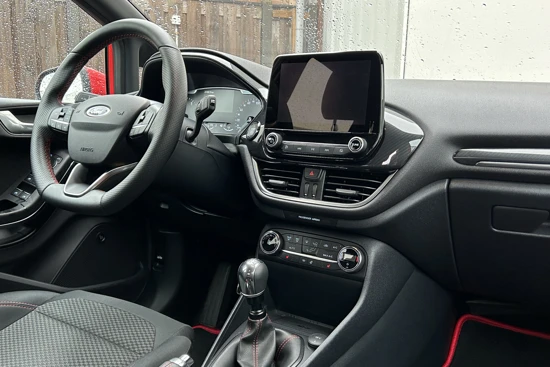 Ford Fiesta 1.0 EcoBoost ST-Line X | Stoel- en stuurverwarming | Voorruitverwarming | B&O HiFi geluidssysteem | Navigatie | Apple Carplay/An