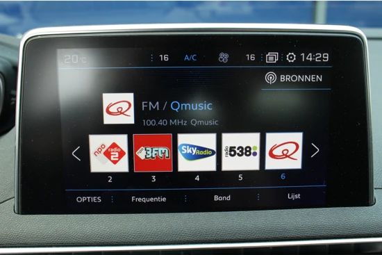 Peugeot 3008 SUV Active automaat | Navigatie | Carplay | Cruise & Climate C. | PDC | Camera