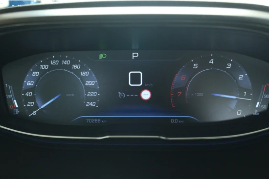 Peugeot 3008 SUV Active automaat | Navigatie | Carplay | Cruise & Climate C. | PDC | Camera