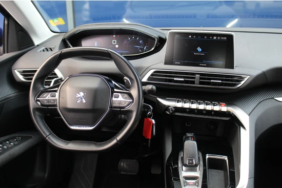 Peugeot 3008 SUV Active automaat | Navigatie | Carplay | Cruise & Climate C. | PDC | Camera