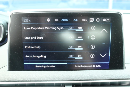 Peugeot 3008 SUV Active automaat | Navigatie | Carplay | Cruise & Climate C. | PDC | Camera