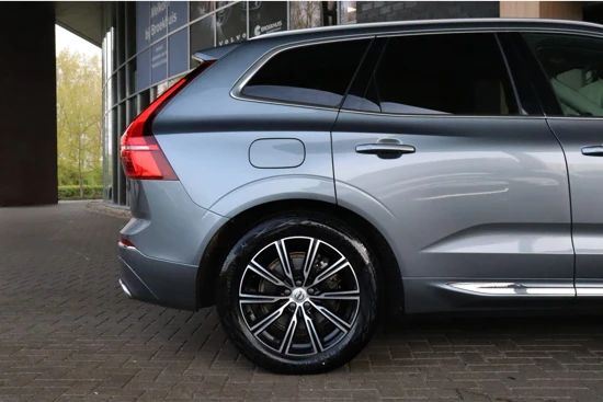 Volvo XC60 T6 AWD Recharge Inscription | Luchtvering | Trekhaak | Harman Kardon | Adaptieve Cruise Control | Stoelverwarming voor+achter |