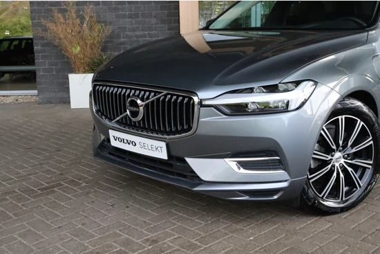 Volvo XC60 T6 AWD Recharge Inscription | Luchtvering | Trekhaak | Harman Kardon | Adaptieve Cruise Control | Stoelverwarming voor+achter |