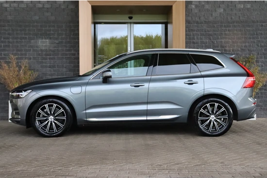 Volvo XC60 T6 AWD Recharge Inscription | Luchtvering | Trekhaak | Harman Kardon | Adaptieve Cruise Control | Stoelverwarming voor+achter |