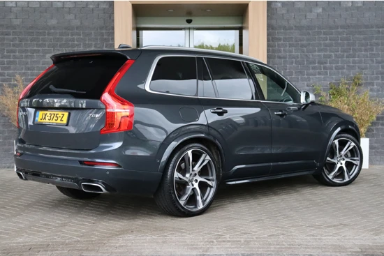 Volvo XC90 T8 AWD Recharge R-Design | Luchtvering | Trekhaak | Schuifdak | 22 Inch | Standkachel met Volvo On Call App | Stoelverwarming vo