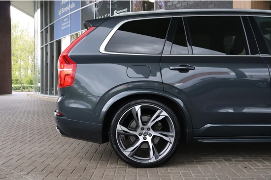 Volvo XC90 T8 AWD Recharge R-Design | Luchtvering | Trekhaak | Schuifdak | 22 Inch | Standkachel met Volvo On Call App | Stoelverwarming vo