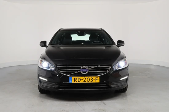 Volvo V60 1.5 T3 Polar+ Dynamic | Dealer Onderhouden! | Xenon | Leder | Navi | Clima | Stoelverwarming | Parkeersensoren | Lichtmetalen Ve