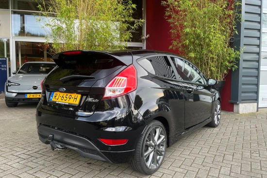 Ford Fiesta 1.0 EcoB. 125pk ST Line | Navi | Clima | Trekhaak | Cruise | 17''