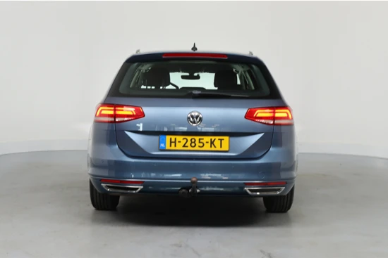 Volkswagen Passat Variant 1.4 TSI Business Edition | Ergocomfort Stoelen | Navi | Camera | Clima | Trekhaak | Cruise Adaptive | Stoelverwarming |