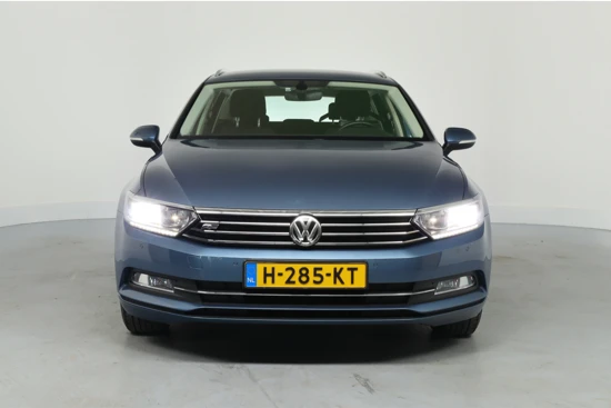 Volkswagen Passat Variant 1.4 TSI Business Edition | Ergocomfort Stoelen | Navi | Camera | Clima | Trekhaak | Cruise Adaptive | Stoelverwarming |