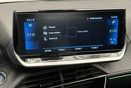 Peugeot 2008 GT 1.2 130PK Automaat | Virtueel Dashboard | 17" Lichtmetaal | Camera | Cruise | Clima | Apple/Android Carplay | Getinte Ramen |