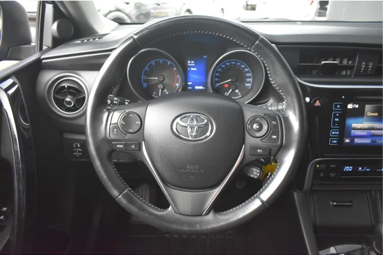 Toyota Auris 1.2T Aspiration Limited | Afn. Trekhaak | Navigatie | Achteruitrijcamera | Climate Control | 16" LMV !!