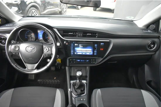 Toyota Auris 1.2T Aspiration Limited | Afn. Trekhaak | Navigatie | Achteruitrijcamera | Climate Control | 16" LMV !!