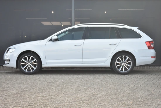 Škoda Octavia Combi 1.2 TSI Edition! | Stoelverwarming | Navigatie | Climate Control | Cruise Control | 17" LMV !!