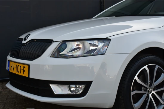 Škoda Octavia Combi 1.2 TSI Edition! | Stoelverwarming | Navigatie | Climate Control | Cruise Control | 17" LMV !!