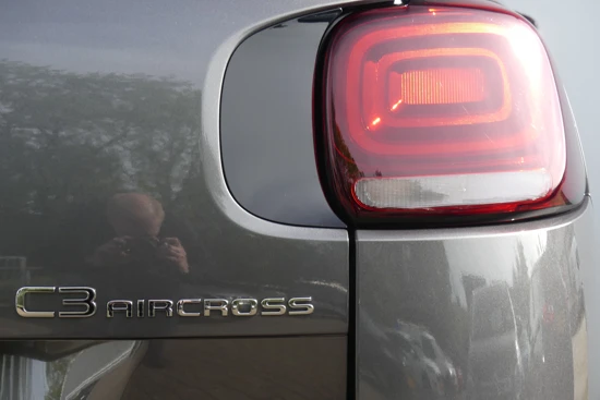 Citroën C3 Aircross 1.2 PureTech 110PK Feel | NAVI | PRIVACY GLAS |