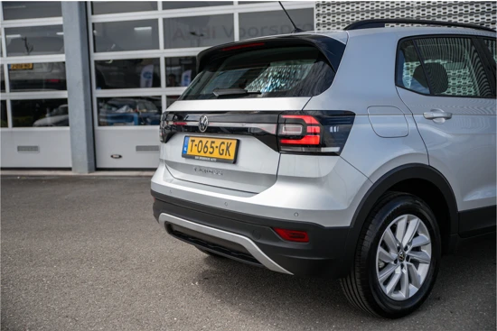 Volkswagen T-Cross Life 1.0TSI 110pk | Navigatie | PDC V+A |