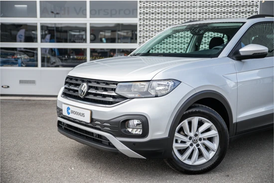 Volkswagen T-Cross Life 1.0TSI 110pk | Navigatie | PDC V+A |