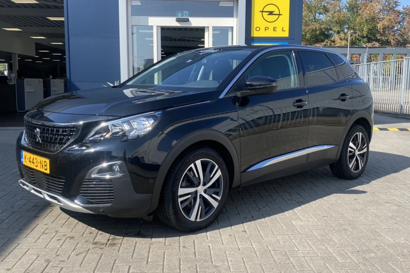 Peugeot 3008 1.2 130PK Allure | Automaat | Trekhaak | Camera | Navigatie | Keyless | 18" Lichtmetaal | Cruise | Clima | Apple/Android Carplay