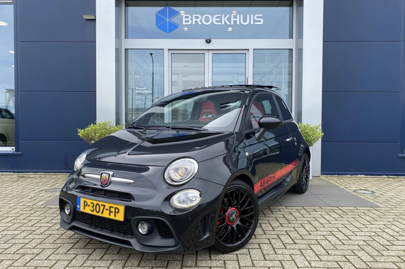 Fiat 500 1.4-16V Abarth | Airco | Schuif/kanteldak | Parkeersensoren achter | Leder | Bluetooth