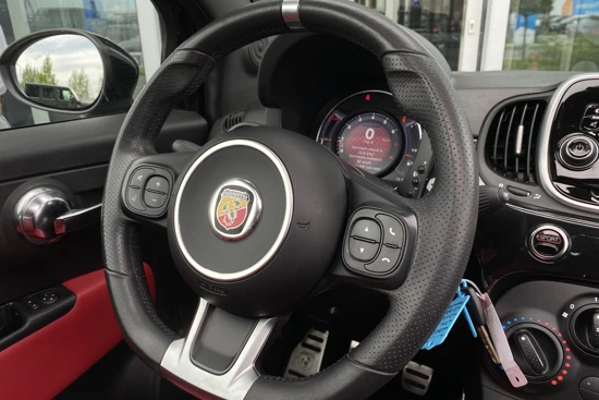 Fiat 500 1.4-16V Abarth | Airco | Schuif/kanteldak | Parkeersensoren achter | Leder | Bluetooth