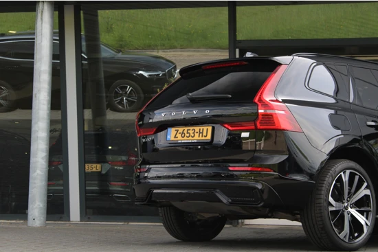 Volvo XC60 Recharge T6 AWD Plus Dark | Adaptive Cruise | Panoramadak | 21-inch | Elek. stoelen i.c.m. geheugen | BLIS | Trekhaak