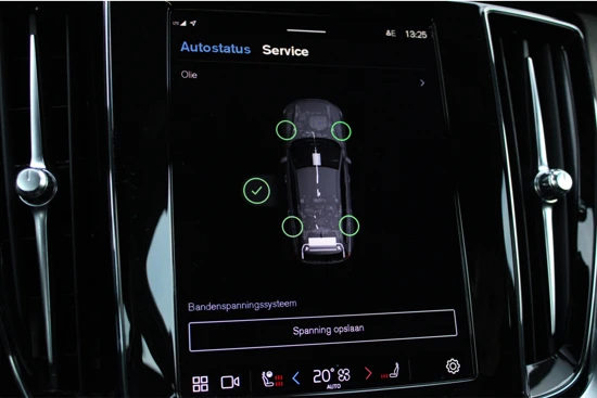 Volvo XC60 Recharge T6 AWD Plus Dark | Adaptive Cruise | Panoramadak | 21-inch | Elek. stoelen i.c.m. geheugen | BLIS | Trekhaak