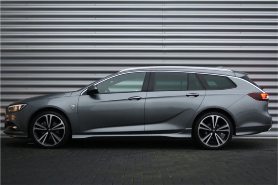 Opel Insignia SPORTS TOURER 2.0 CDTI 170PK BUSINESS EXECUTIVE OPC-LINE / NAVI / LEDER / CLIMA / LED / AGR / PDC / HUD / 20" LMV / UNIEK / CAME