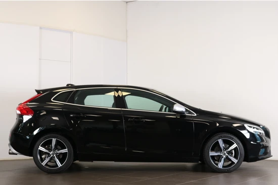 Volvo V40 2.0 T4 190PK Business Sport