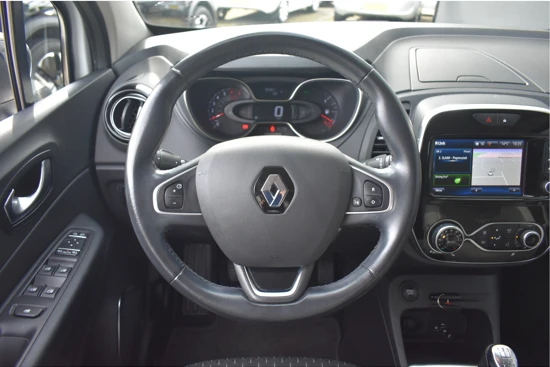 Renault Captur 0.9 TCe Intens | Achteruitrijcamera | Allseason Banden | Parkeersensoren V/A | Navigatie | Climate Control | 16"LMV !!