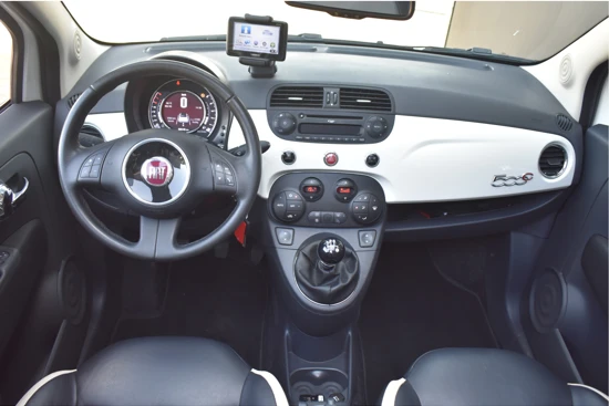 Fiat 500C 1.2 Lounge | Vol-Leder | Navigatie | Climate Control | Parkeersensoren 16" LMV | Bluetooth !!