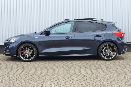 Ford Focus ST-Line X 1.5 150pk Automaat | Panoramadak | Adap. Cruise Control | B&O Audio | AGR-Stoelen | Winter Pack | 19 inch!