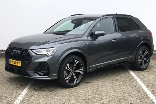 Audi Q3 45 TFSI e S edition Automaat l