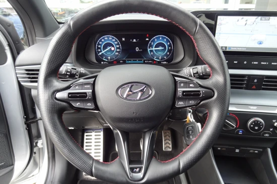 Hyundai i20 1.0 T-GDI N Line | NAVIGATIE | ACHTERUITRIJCAMERA | DODEHOEKDETECTIE