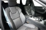 Volvo XC60 Recharge T6 AWD Ultimate Dark Long Range | Climate Pro pack | Leder | Getint glas | 22" wielen | Trekhaak | Panoramadak | BLIS |