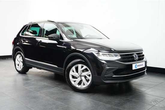 Volkswagen Tiguan 1.5 TSI 150 pk Life 7-DSG | Trekhaak wegklapbaar | Navigatie by app | Achteruitrijcamera |