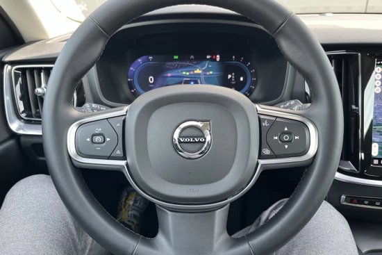 Volvo V60 2.0 B4 | Camera | Adaptive Cruise | Stoelverwarming | CarPlay |