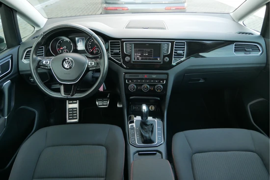 Volkswagen Golf Sportsvan 1.4 TSI 125pk DSG Sound | Trekhaak |Dynaudio| Stoelverwarming| ACC