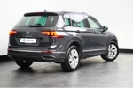 Volkswagen Tiguan 1.5 TSI 150pk DSG Life |Alcantara| Camera| Trekhaak| Winterpakket |