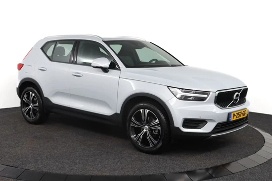 Volvo XC40 1.5 T2 Aut-8 Momentum Business