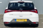 Hyundai i20 1.0 T-GDI 100pk Comfort | Airco | Camera | Carplay | Navigatie | 16" Lichtmetaal | Cruisecontrol | Digitale Cockpit | Dodehoek D