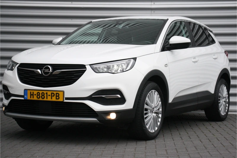 Opel Grandland X 1.2 TURBO 130PK INNOVATION+ AUTOMAAT / NAVI / LEDER / CLIMA / LED / PDC / AGR / 18" LMV / CAMERA / KEYLESS / BLUETOOTH / CRUISEC