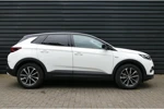 Opel Grandland X Grandland X 1.2 TURBO 130PK AUTOMAAT / NAVI / CLIMA / LED / PDC / AGR / 18" LMV / AFN. TREKHAAK / WINTERPAKKET /