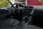 Volkswagen Tiguan 1.5 TSI Highline Business R | Virtual Cockpit | Schuifdak | Adaptieve Cruise Control | CarPlay/Android Auto | 19 inch