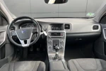 Volvo V60 T3 150pk Momentum | Trekhaak | Navigatie | Cruise Control | Climate Control | Parkeersensoren | Lichtmetalen Velgen