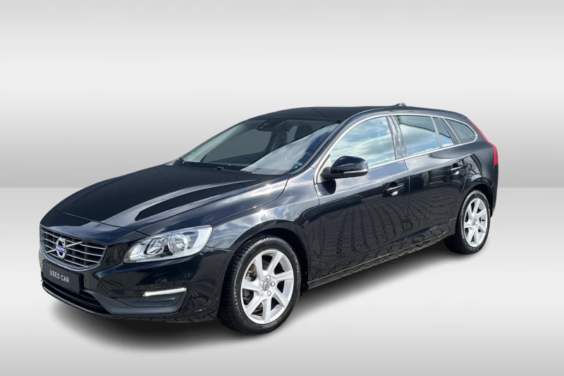 Volvo V60 T3 150pk Momentum | Trekhaak | Navigatie | Cruise Control | Climate Control | Parkeersensoren | Lichtmetalen Velgen