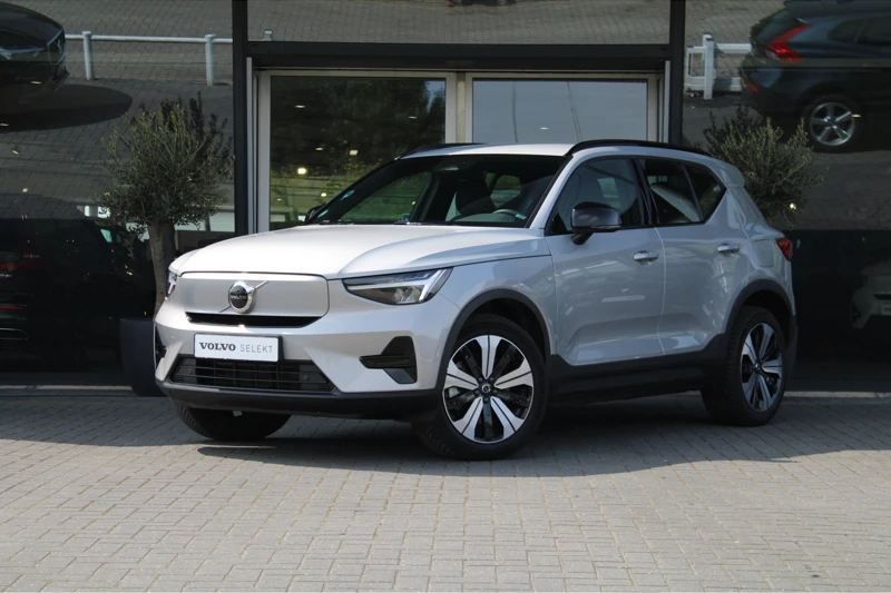 Volvo XC40 Recharge Plus 69KW/H | Adaptive Cruise | Pilot- Assist Camera | BLIS | Trekhaak | 19 Inch