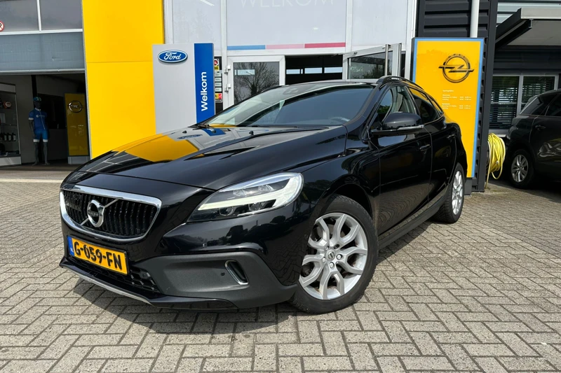 Volvo V40 Cross Country T3 153PK POLAR+ LUXURY | ADAPTIVE CRUISE CONTROL| PANORAMADAK| LEDER| STANDKACHEL| CAMERA| STOELVERWARMING| NAVIGA