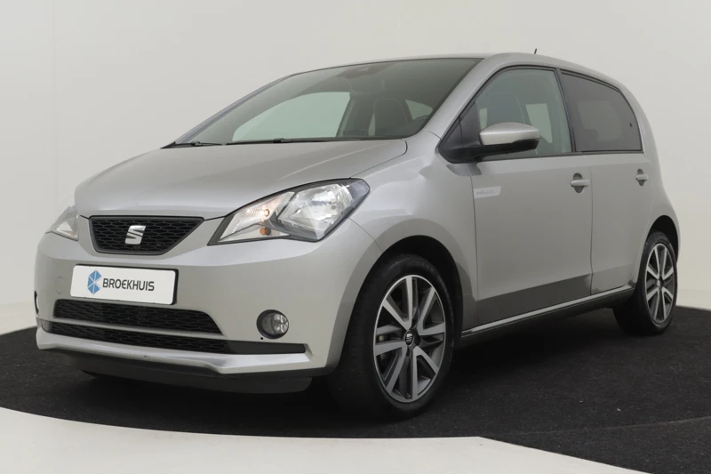 SEAT Mii Electric electric Plus 83PK | Stoelverwarming | Parkeersensoren Achter | Voorruit Verwarming | Climate Control | Cruise Control | 16'LMV