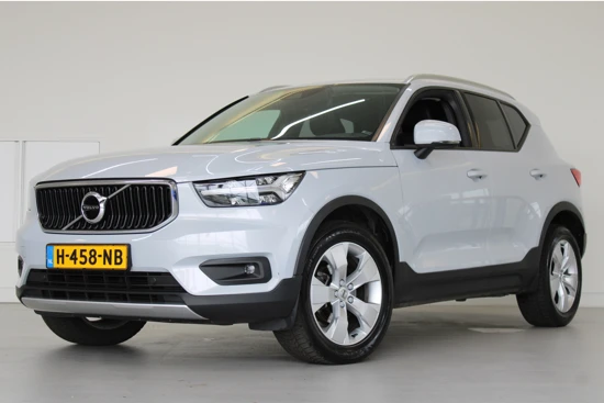 Volvo XC40 T3 163PK Autom Momentum Pro | Verwarmde voorruit | Getint Glas | Verstelbare Zittingverlenging